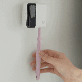 [유토렉스] 클린핏 무선 휴대용 칫솔살균기 UTC-3700W (시계형 LCD 자동살균)