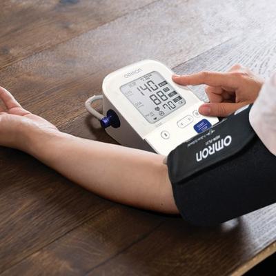 ★시크릿특가★[리뷰이벤트][오므론] HEM-7156 가정용 자동전자혈압계 혈압측정기