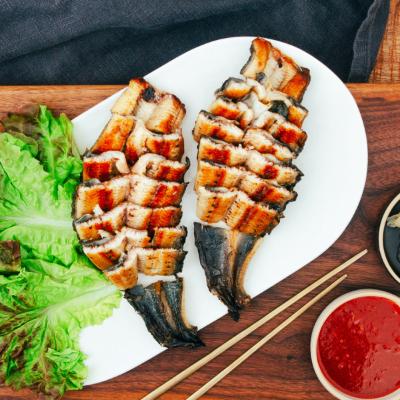 자포니카 민물장어1kg2미(손질후750g)